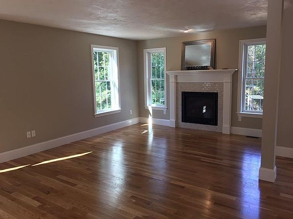 5th image of 140 South St