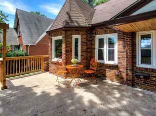 2814 42nd St, Des Moines, IA 50310