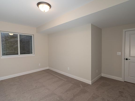 The Sarasota C Bedroom 2