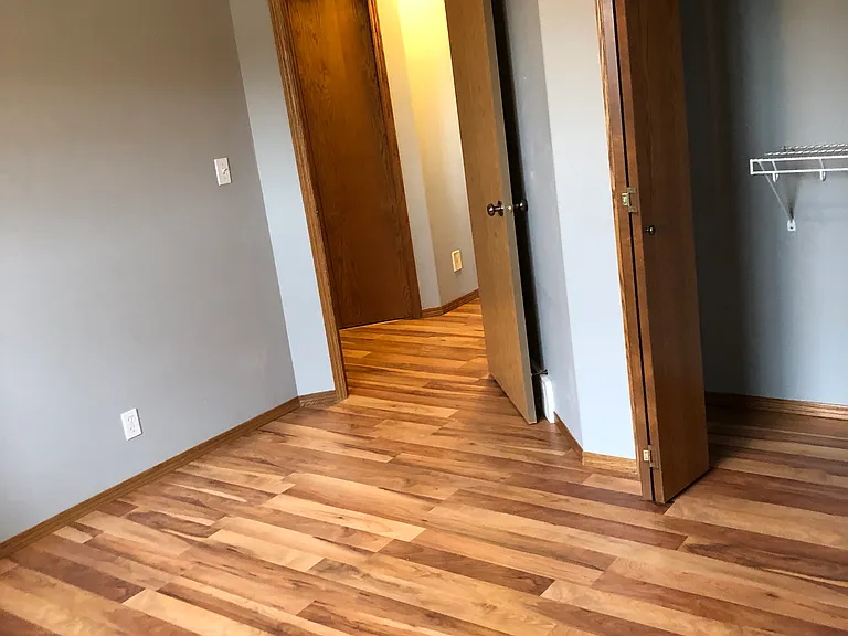 233 Kendrew Dr — Photo 10