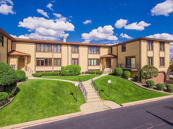 2nd image of 10361 S Parkside Ave #4