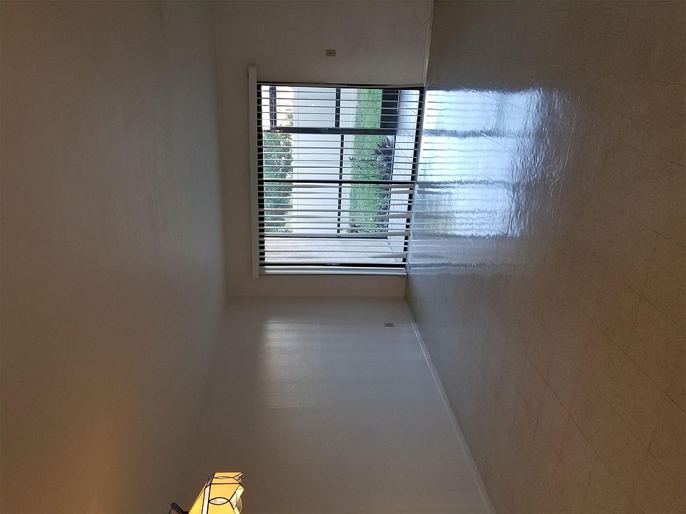 1st image of 3801 Country Club Blvd APT 4