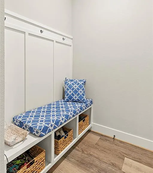 111 Chinaberry Bnd — Photo 24