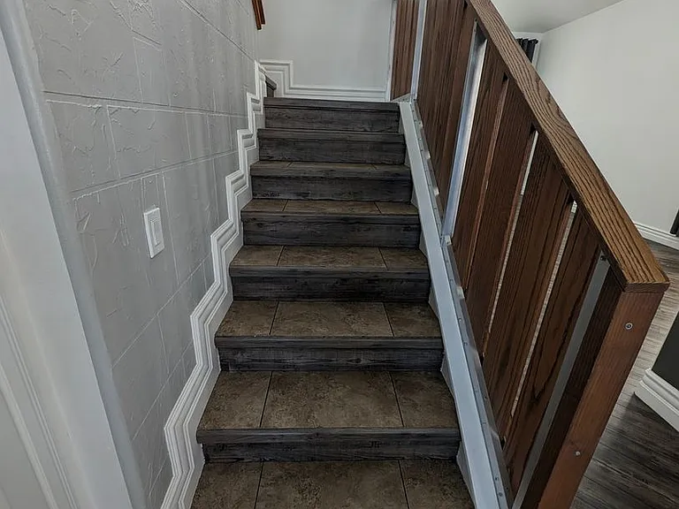 650 W Kent Pl — Photo 33