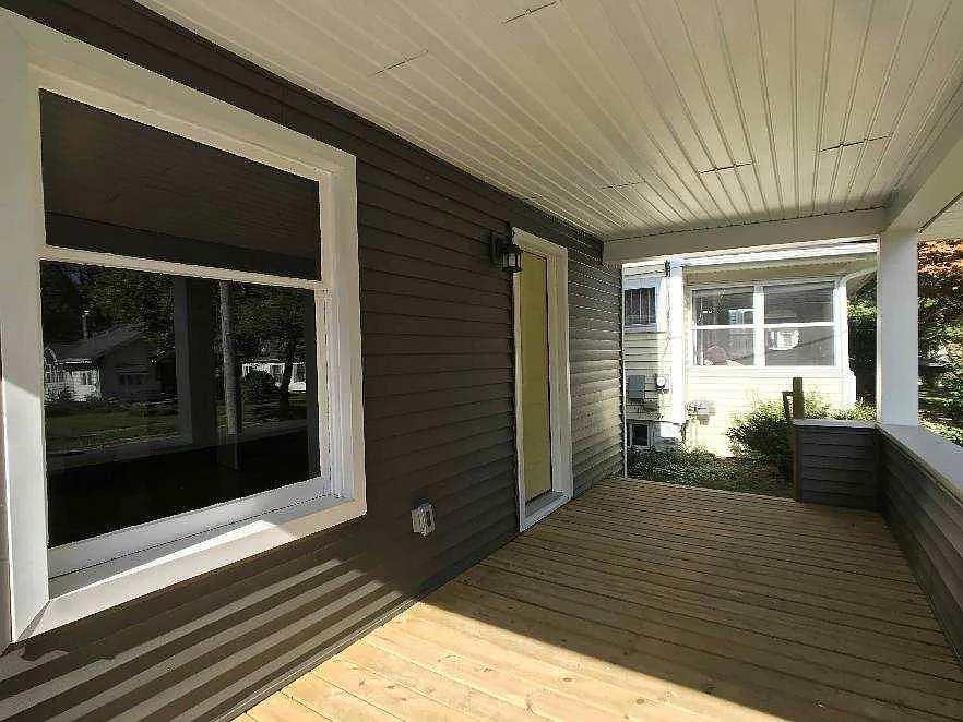 4 bed, 1800 sqft, $2,200 — Photo 2