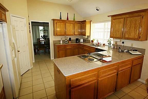 4th image of 2127 Antibes Dr