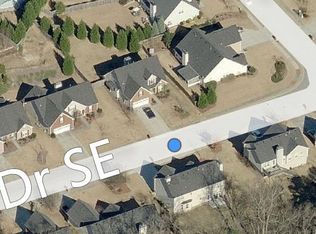 920 Chapel Hill Dr, Lawrenceville, GA 30045