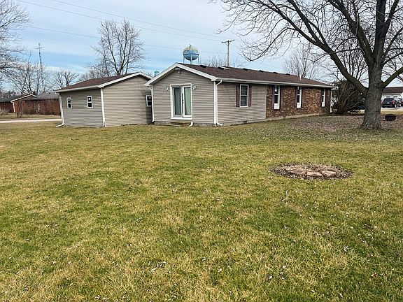 3rd image of 400 Winbigler St