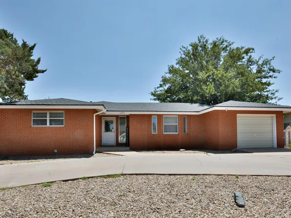 1305 Huntington Way, Clovis, NM 88101