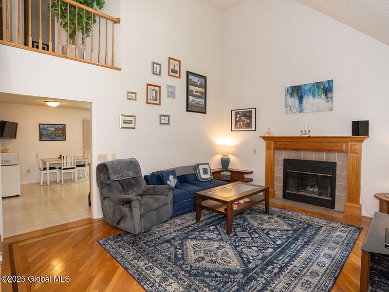 2nd image of 6704 Dunham Circle