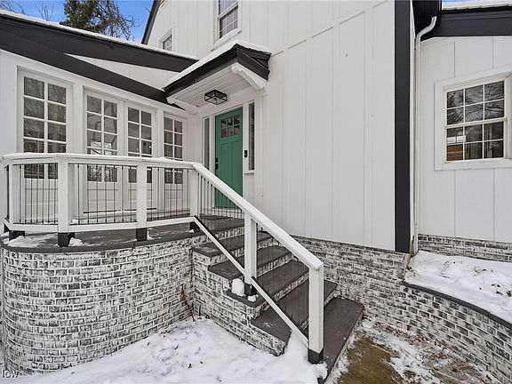 3rd image of 3246 Stimson Rd