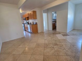 951 Turquoise St APT 1, San Diego, CA 92109