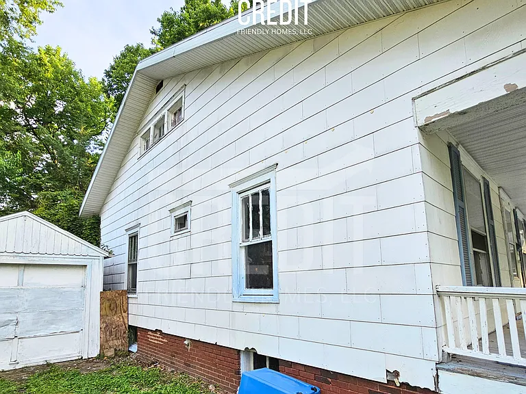 341 W Harrison Ave — Photo 9