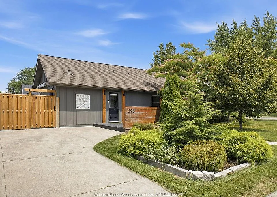 395 Brighton Rd