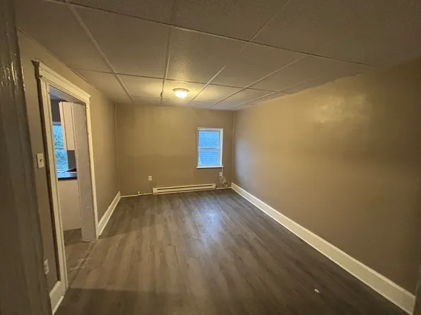 409 W Broad St, Tamaqua, PA