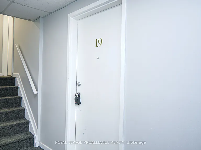 22 Pitt St #19 — Photo 8
