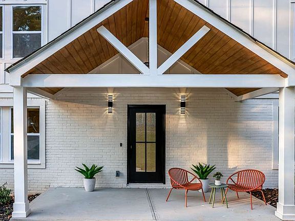 2nd image of 2566 Creekwood Ter