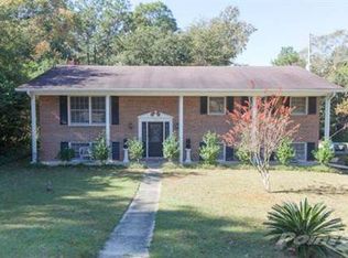 100 Laguna Cir, Daphne, AL 36526