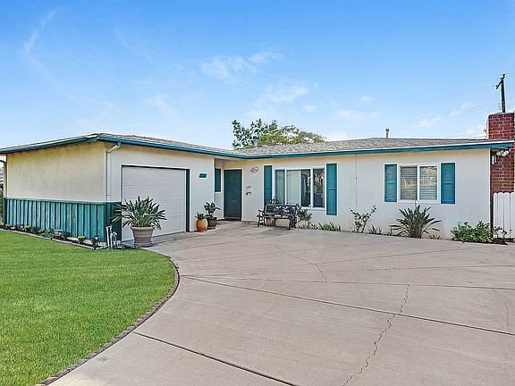 2nd image of 5560 Golondrina Dr