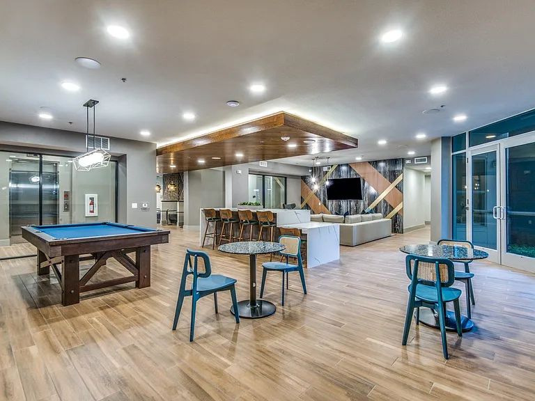 Luxia Gallery House — Photo 6