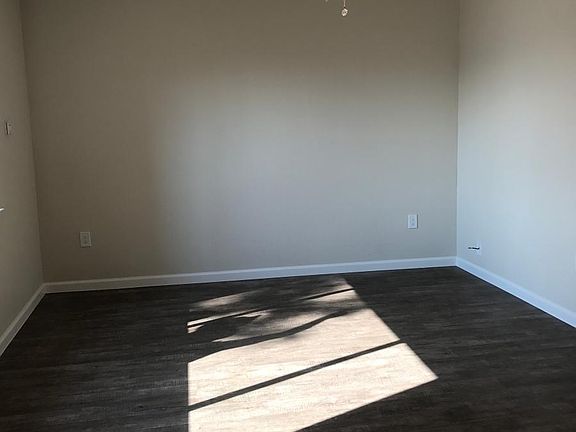 4th image of 596 W William St APT 2