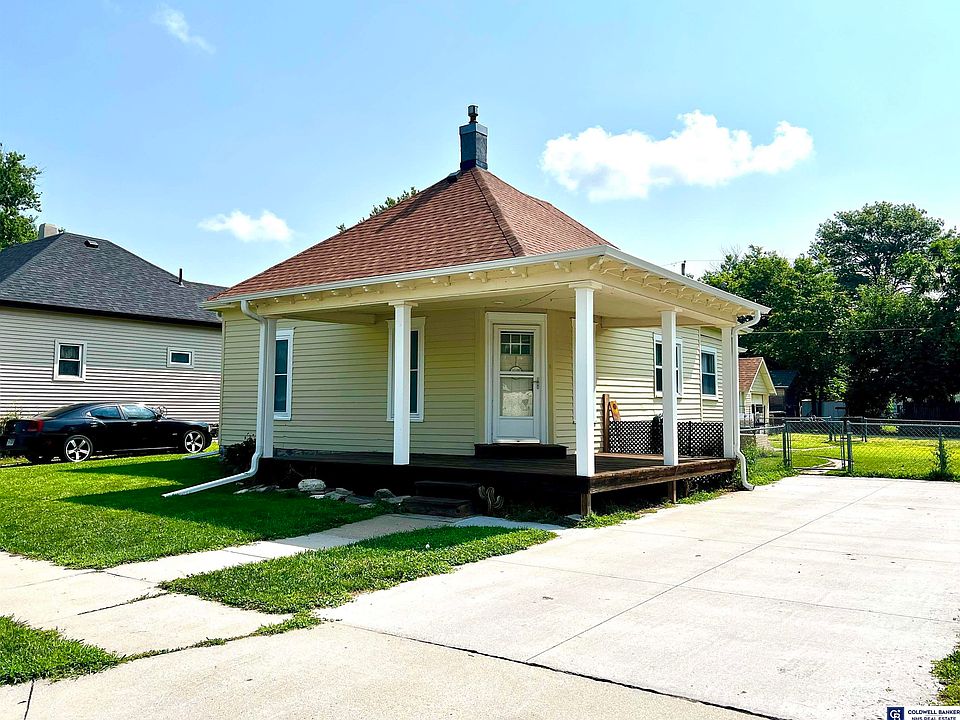 1st image of 1014 N Nebraska Ave