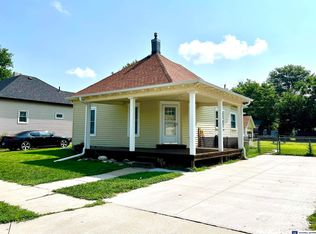 1014 N Nebraska Ave, York, NE 68467