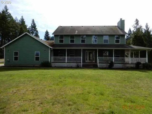 1218 Strawberry Mountain Ln, Roseburg, OR 97470