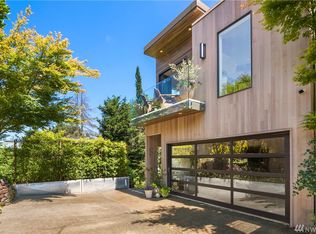 329 25th Ave E, Seattle, WA 98112