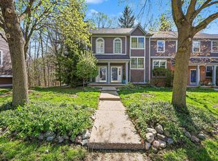 220 Lyn Anne Ct, Ann Arbor, MI 48103