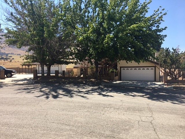 1st image of 4417 Juniper Ln