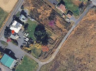 716 Ridge Rd #B, Sellersville, PA 18960