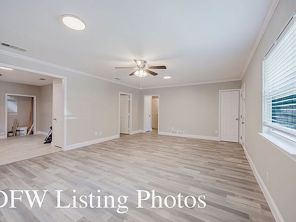 5th image of 106 W Santa Fe St