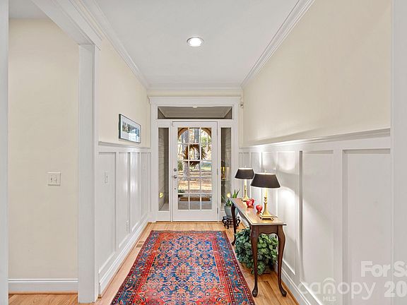 5th image of 21307 Island Forest Dr