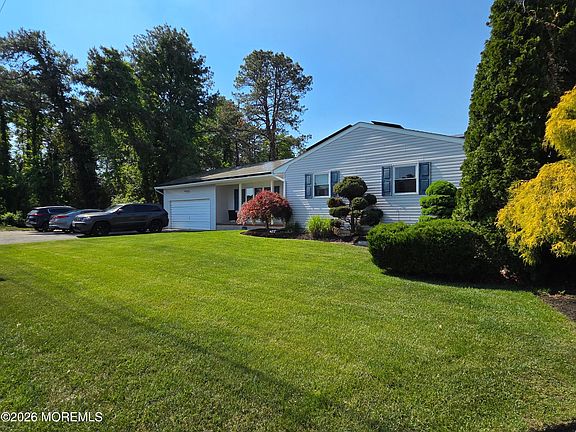 3rd image of 1025 Monmouth Avenue