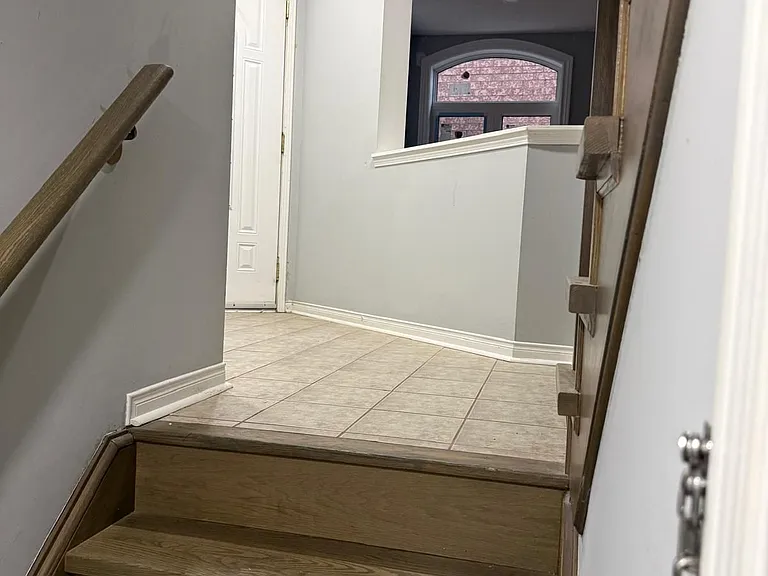 7166 Black Walnut Trl — Photo 18
