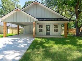 107 Garrett St, Longview, TX 75602