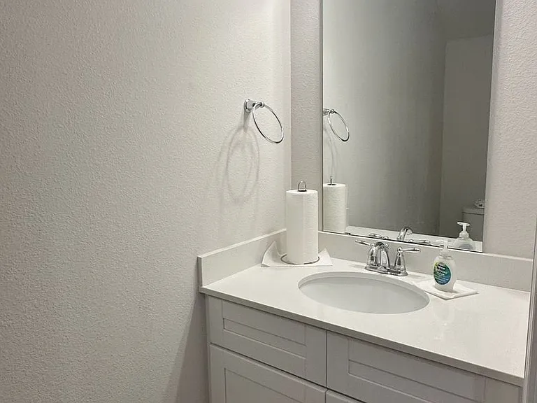 5692 Sandy Walk St — Photo 5