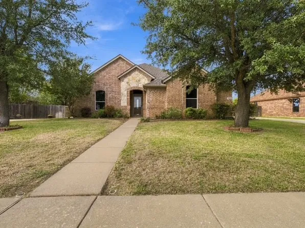 1608 Hawthorne St, Cleburne, TX 76033