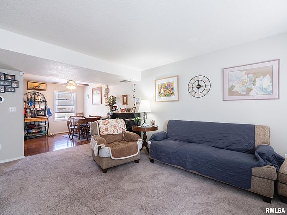 4th image of 3544 W Richwoods Blvd Unit 23