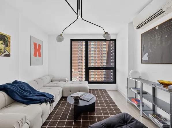 308 West 133rd Street image 1 of 6