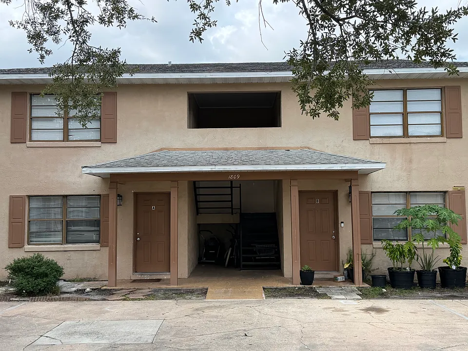 1809 Bronson Dr #D