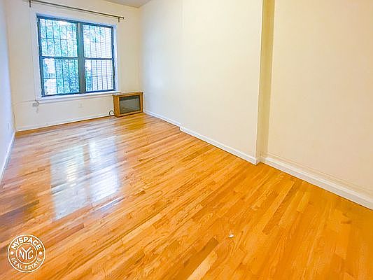 4th image of 849 Lincoln Pl #4B