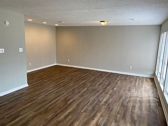 3rd image of 5370 Haynes Dr