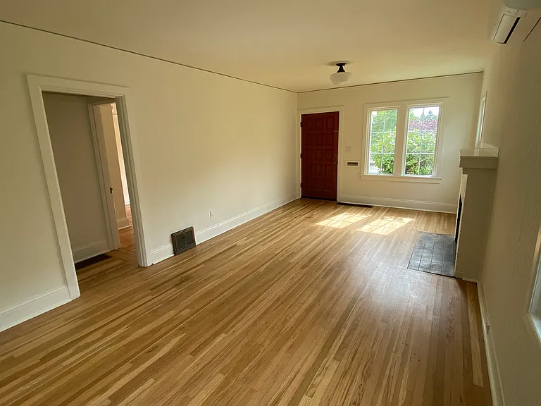 7107 N Montana Ave — Photo 6