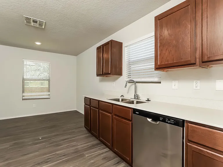 5523 Degan Way — Photo 13