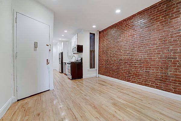 1st image of 219 E 89th St APT 3W