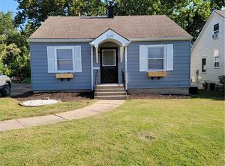 209 W 15th St, Higginsville, MO 64037
