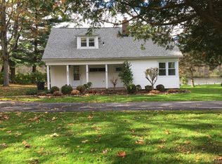 8855 Carter Dr, Clay, NY 13041