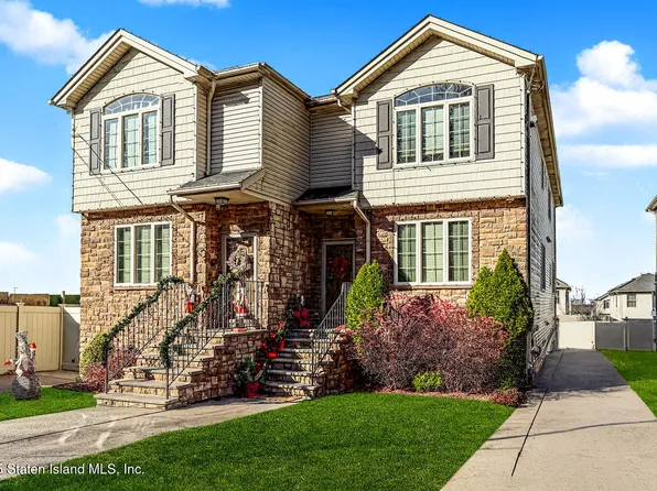 1352 Forest Hill Rd, Staten Island, NY 10314